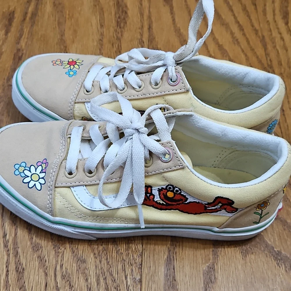 Vans x Sesame Street Elmo Love Makes The World Go Around Old Skool sz 3 - Picture 3 of 6
